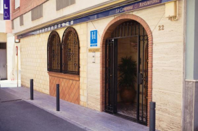 Гостиница Hostal la Campana  Мотриль